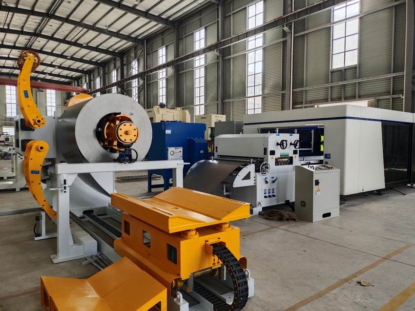 Laser cutting feeding line, roll material laser cutting automatic feeding line, laser cutting production line, laser cutting automatic feeding line