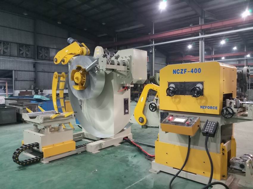 Three in one feeding machine, punch press feeding machine, roll material stamping automatic feeding machine, three machine integrated servo feeding line